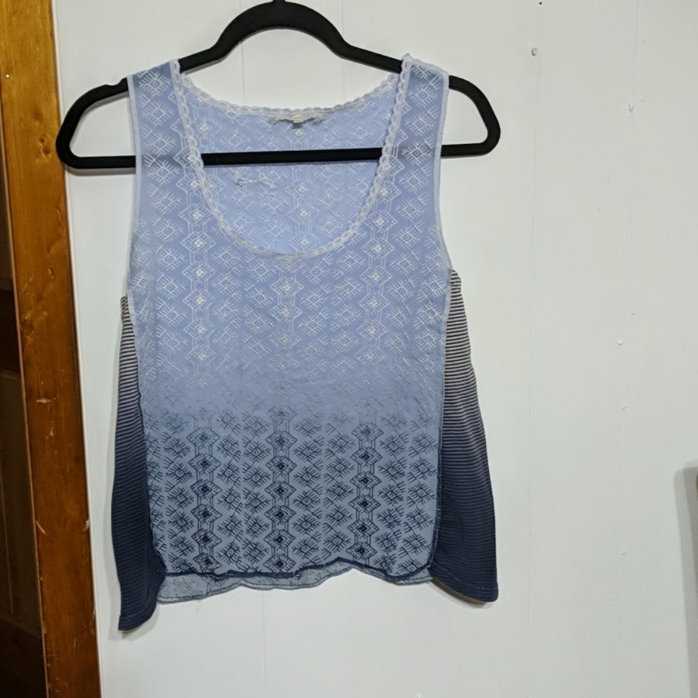 Buckle's women's blue tank